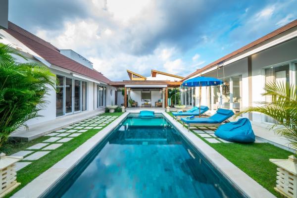 Villa Palm Putri - Tropical Holiday Haven, Санур