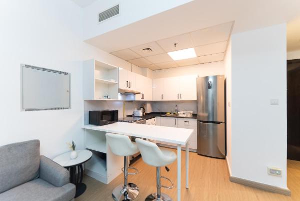 Foto 9: Escape24 Spacious 1BR with Pool View, JVC