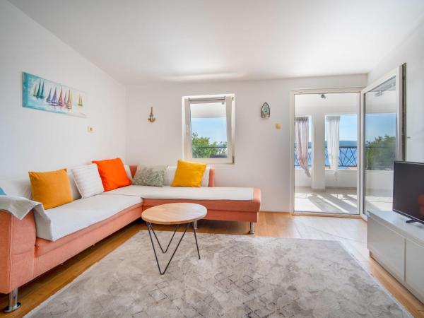 Na fotografii je vidět objekt Apartment Bruno by Interhome nacházející se ve městě Selce.