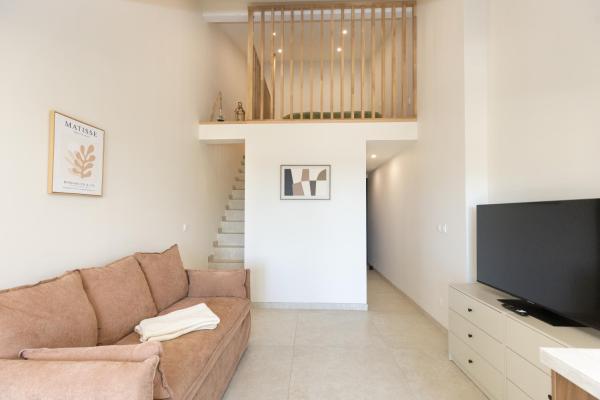 På billedet ses objektet Alba Duplex - Parking - Air conditioning - WiFi - Private Garden beliggende i byen Martigues.
