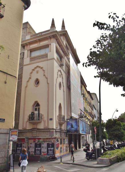 A la foto es mostra l'objecte Comodo atico en Tirso de Molina Madrid situat a la ciutat de Madrid.