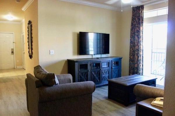 Fotografia 1: Unit 1301 - Tuscana Resort