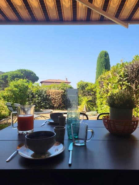 Auf dem Foto ist das Objekt Elégance et sérénité à Bandol in der Stadt Bandol zu sehen.