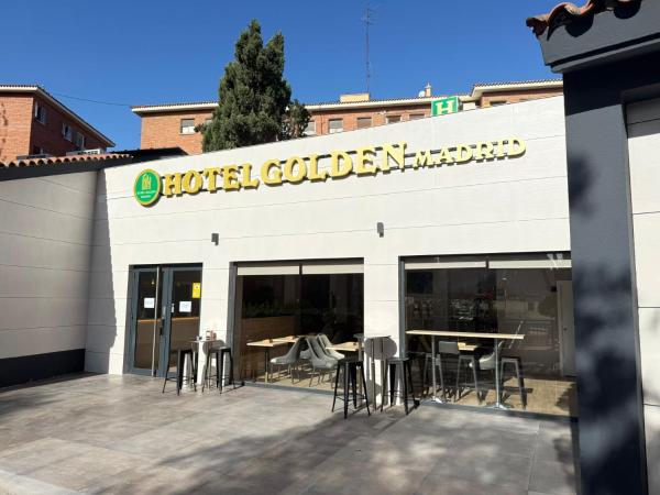 A la foto es mostra l'objecte Hotel Golden Madrid situat a la ciutat de Cuatro Vientos.