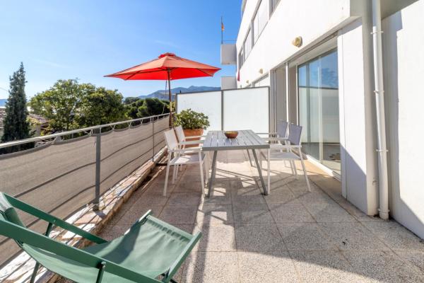 Na foto é possível ver o objeto Grifeu 131 - Apartamento dúplex con 2 terrazas localizado na cidade de Colera.