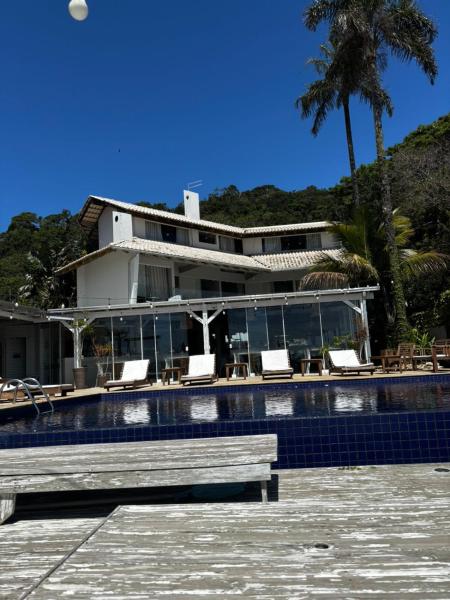 A la foto es mostra l'objecte Pousada Ponta da Vigia situat a la ciutat de Penha.
