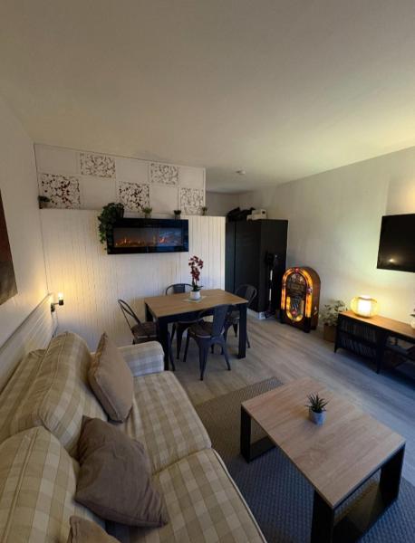 A la foto es mostra l'objecte cosystudio Superdevoluy 5pers pied des pistes situat a la ciutat de Le Dévoluy.