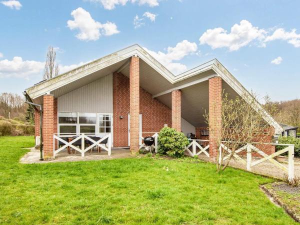 Na zdjęciu widoczny jest obiekt Cozy Retreat near Beach - By Traum Ferienwohnungen położony w mieście Børkop.