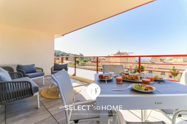 SELECT'soHOME - Appartement à Saint-Clair avec terrasse, piscine et garage privé ! - 180SUD-A12 photo 1