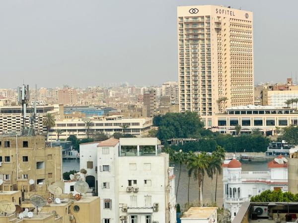 A la foto es mostra l'objecte Golden Era stylish studio i903 TenTon Zamalek situat a la ciutat de El Caire.