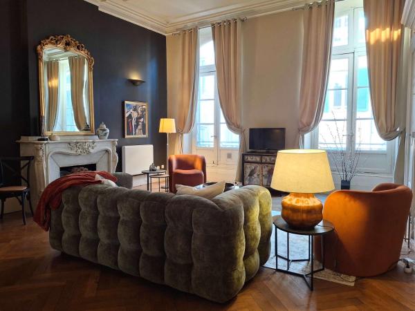The Grand 42 - Stylish Apartment - Carcassonne