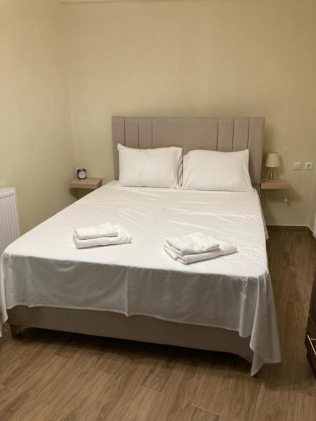 Estudi Deluxe amb Llit Extragran — 35 m² - HOTEL ΗΩ (ΞΕΝΩΝΑΣ ΤΣΙΑΧΡΗΣ)