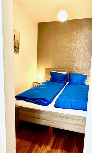 Zdjęcie 9: Unique main square apartment - AC - Balcony - Coffee Machine - Washer - Kitchen- Parking available Free public or Paid Private for 20 euro per stay Please read our emails