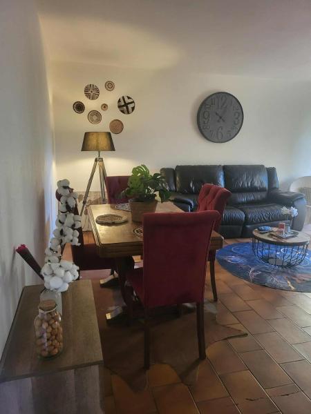 A la foto es mostra l'objecte La nuit de l'horreur - Appartement Hanté situat a la ciutat de Fréjus.