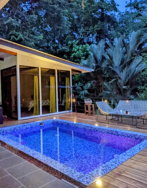 A la foto es mostra l'objecte Private Pool- AC-Fiber Optiics-Jungle Oasis situat a la ciutat de Cocles.