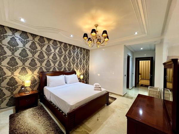 Photo 4 : Chic & Spacious 4BR with Jacuzzi-Fez New City Stay