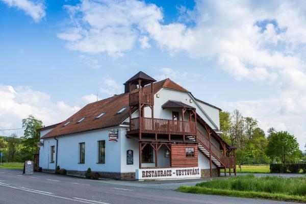 Auf dem Foto ist das Objekt Penzion Country Steak Restaurant in der Stadt Damníkov zu sehen.