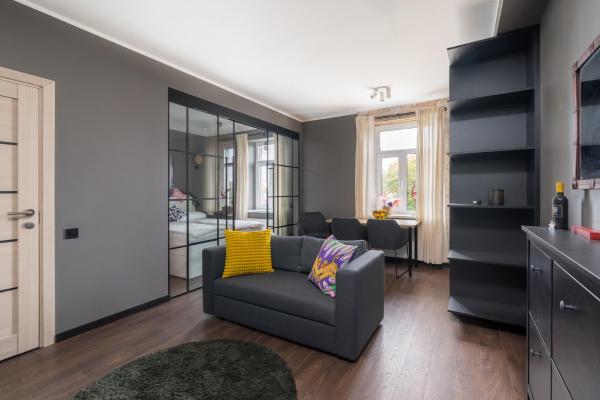 Sunny 1br Apartment Near Park & Stadium - Riga
