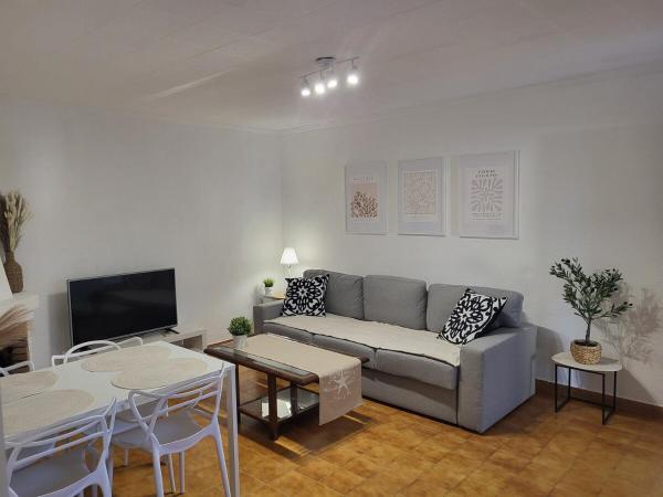 A la foto es mostra l'objecte House - Mil Palmeras Beach - 5 min walk situat a la ciutat de La Horadada.