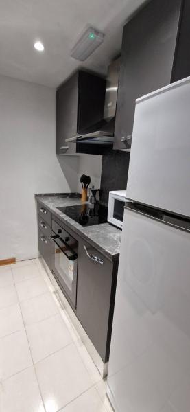 Фотография 5: Spacious, Central Apt, sleeps 5