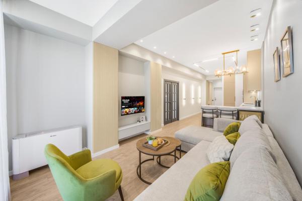 Luxury Stay - Modern 1BR in Yerevan Center - MyStreet, Ереван