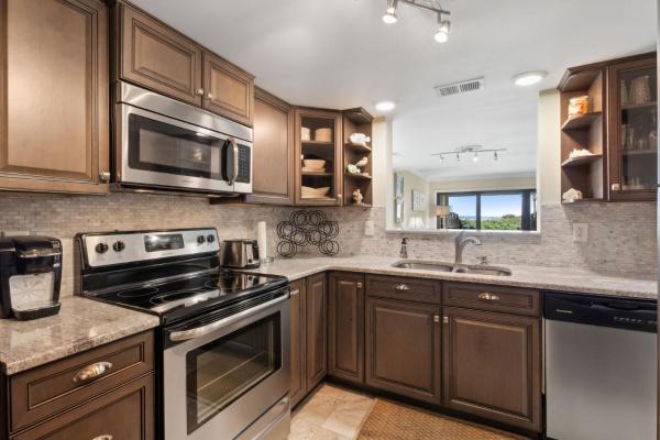 Beautiful Corner Oceanfront 2-bedroom, 2 Bath Condo In Amelia Surf & Racquet - Fernandina Beach, FL