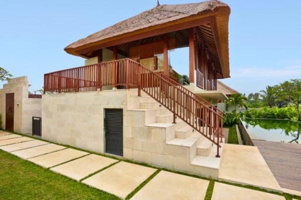 På billedet ses objektet Aitana 3 BR Private Pool Villa ZN286 beliggende i byen Blahbatu.