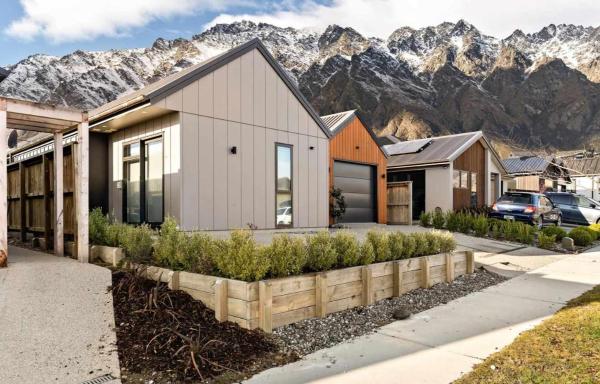 Gorgeous Mountain Views Fabulous Family House Quiet Neighbourhood - Queenstown