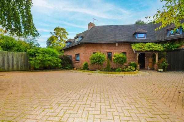 A la foto es mostra l'objecte Manby Louth 5BR Home 3Bath Parking WiFi situat a la ciutat de Manby.