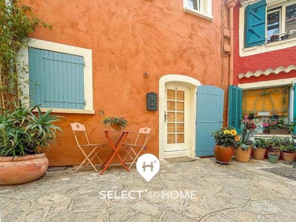 Фотография 2: SELECT' - Studio au coeur du village de Bormes-les-mimosas ! - GECKO