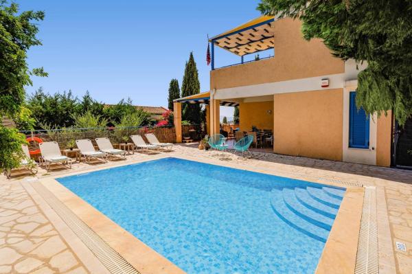 Auf dem Foto ist das Objekt Villa Luisa Corfu by Villa Plus in der Stadt Barbati zu sehen.