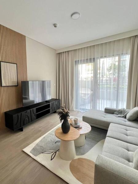 A la foto es mostra l'objecte Luxury 1BR with Huge Terrace with Creek Beach Lagoon situat a la ciutat de Dubai.