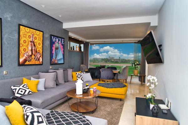 En la foto se muestra el objeto Prestigia, superbe appartement, vue sur golf, piscine et Atlas ubicado en la ciudad de Marrakech.