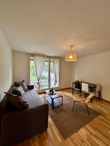 Comfort Meets Simplicity 2BR Apartment, Цюрих