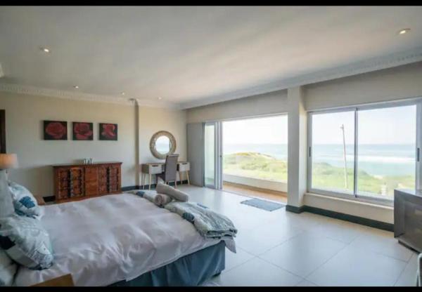 Photo 3 : House on the Beach in Glenashley
