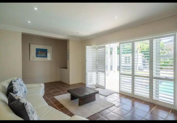 Photo 5 : House on the Beach in Glenashley