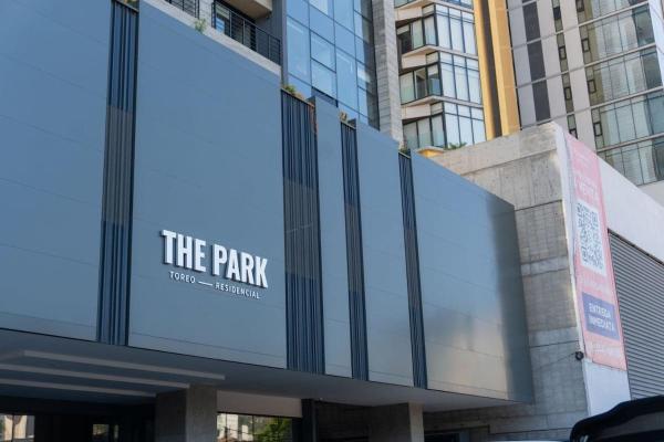 The Park Toreo 1205