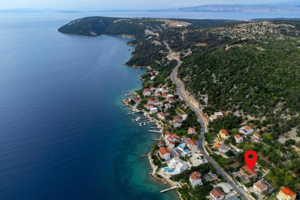 På bilden syns objektet Apartments by the sea Supetarska Draga - Gornja, Rab - 5053 som ligger i staden Supetarska Draga.