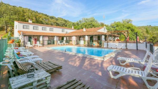 På billedet ses objektet Casa Rural Villa Amigo Aracena by Ruralidays beliggende i byen Corteconcepción.