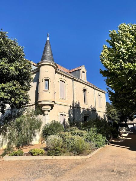 A la foto es mostra l'objecte Havre de paix Manoir 2 bedrooms 4 beds situat a la ciutat de Lézignan-la-Cèbe.