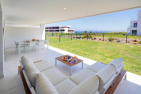 Фотография 7: Infinity Pool, Sea View and Private Terrace
