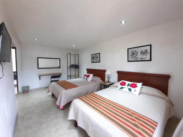 A la foto es mostra l'objecte Hotel de la Parroquia situat a la ciutat de Contepec.
