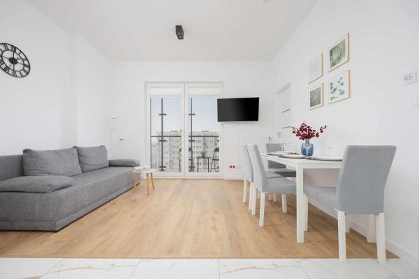 Kasprzaka Comfy Apartment Near Metro Plocka With Ac By Noclegi Renters - Varsovia