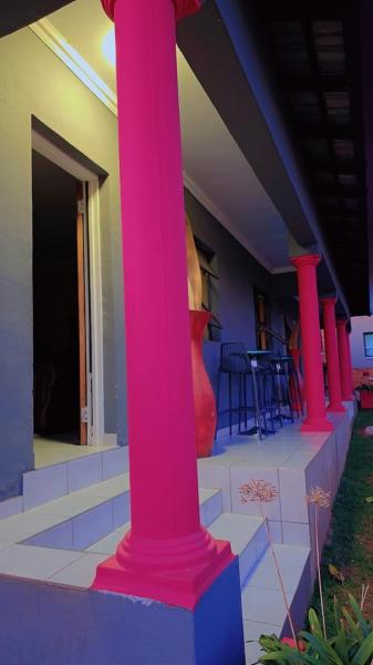 Dreamwest Living Guesthouse - Krugersdorp
