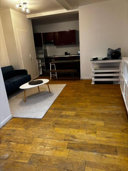 A la foto es mostra l'objecte QuickNestCloud - Bourse du travail - Duplex - Bordeaux Centre situat a la ciutat de Pessac.