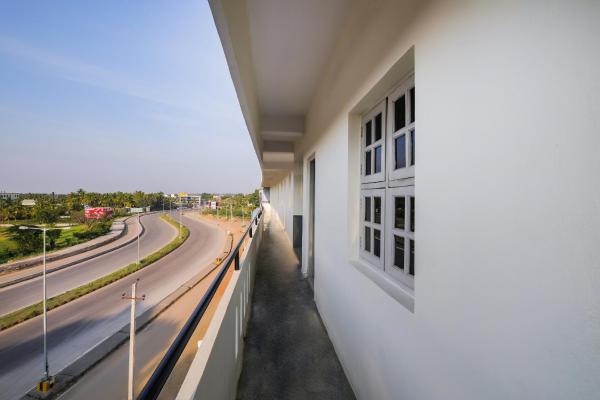 På billedet ses objektet OYO Narayani Residency beliggende i byen Mysore.