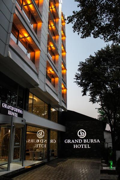 Na foto é possível ver o objeto Grand Bursa Hotel localizado na cidade de Bursa.