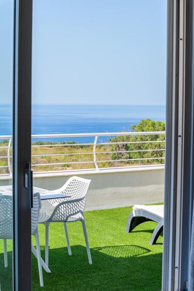 Na zdjęciu widoczny jest obiekt Aria Penthouse with Large Terrace and Sea Views położony w mieście Il-Pergla.