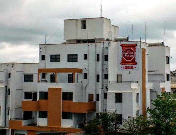 Na fotografii je vidět objekt Hotel Govindpuram nacházející se ve městě Kolhápur.
