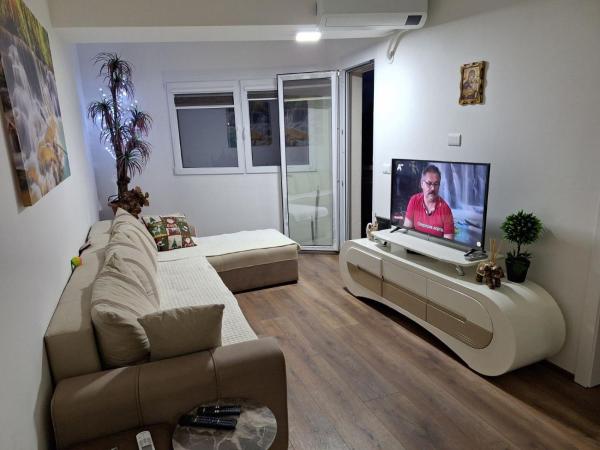 A la foto es mostra l'objecte Tony's Apartment situat a la ciutat de Ohrid.